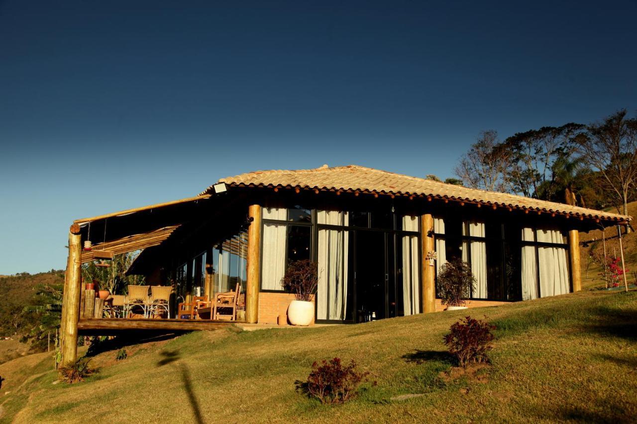 Solário Chalés Hotel Bueno Brandão Exterior foto
